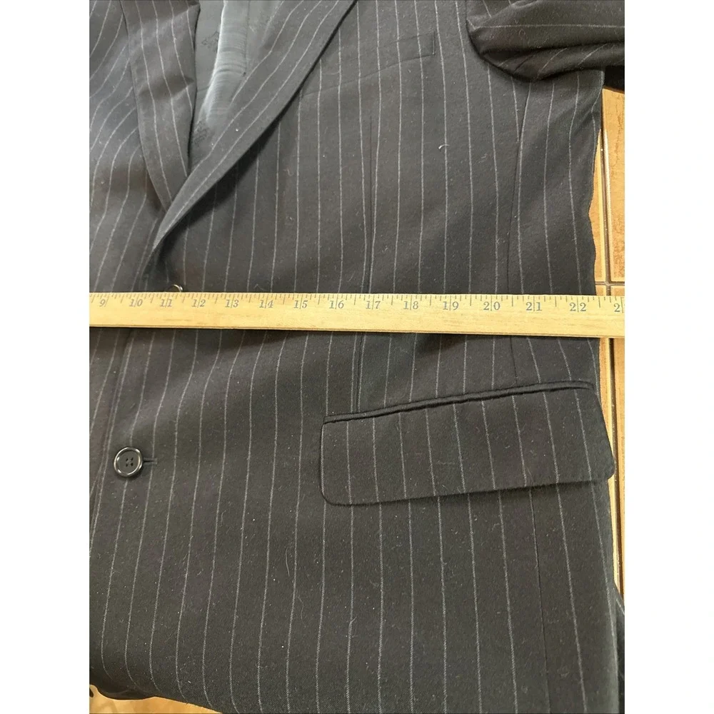 Jos A Bank Signature Gold 2 Piece Black Pin Stripe Flannel Wool Suit 44L 38 x 30